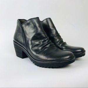 Fly London Women’s Black Leather Wezo Bootie
